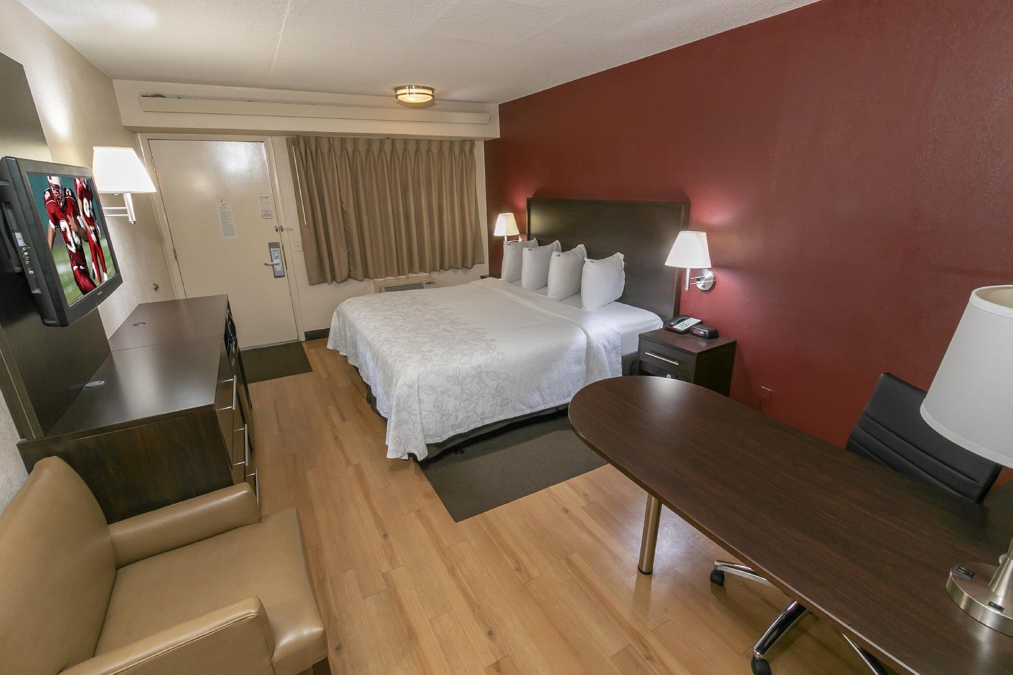 Red Roof Inn Plus+ St. Louis - Forest Park / Hampton Ave. Exterior foto