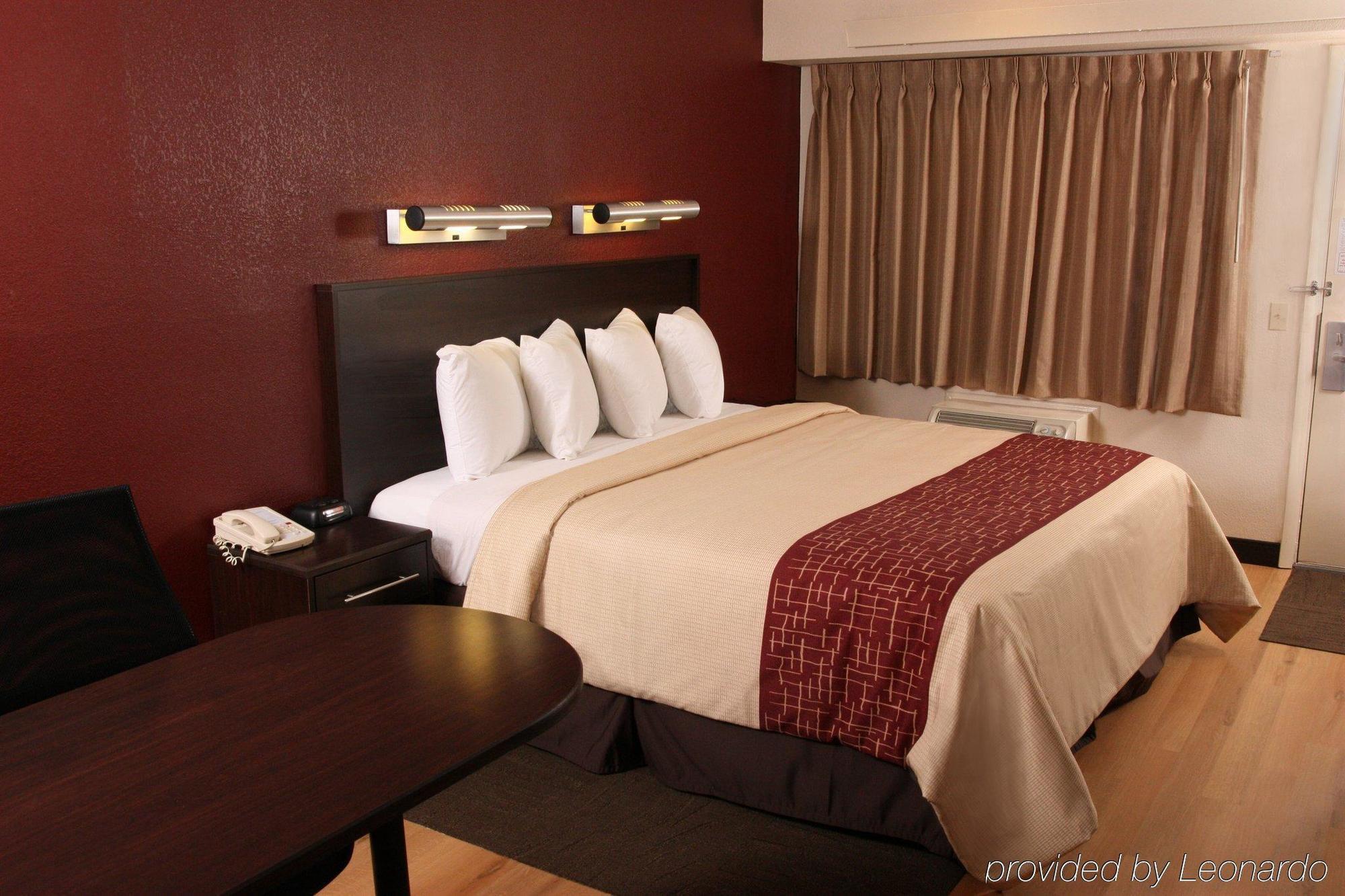 Red Roof Inn Plus+ St. Louis - Forest Park / Hampton Ave. Zimmer foto