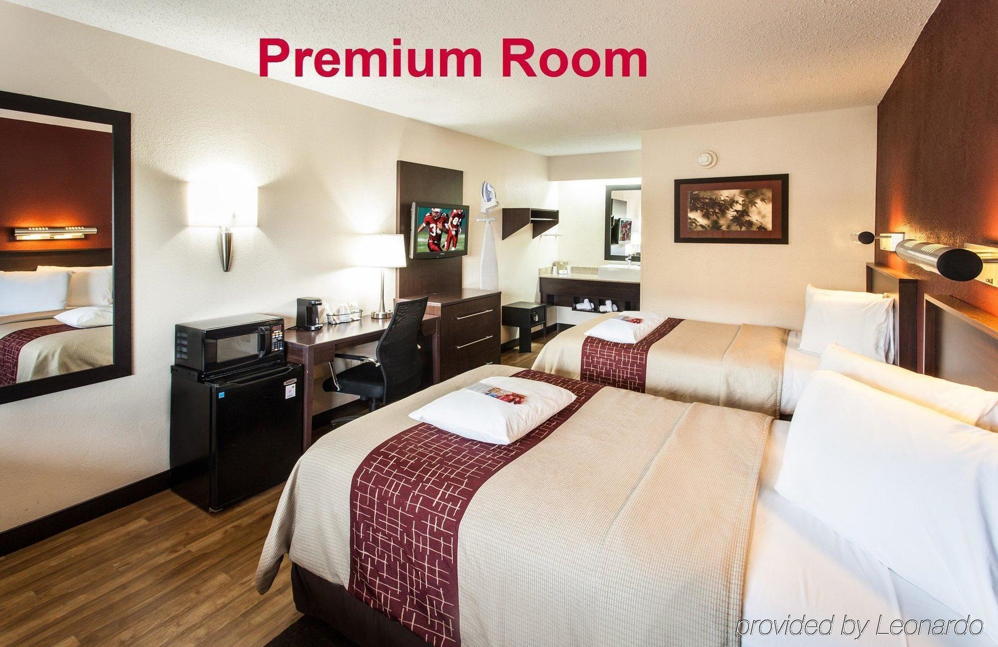 Red Roof Inn Plus+ St. Louis - Forest Park / Hampton Ave. Exterior foto