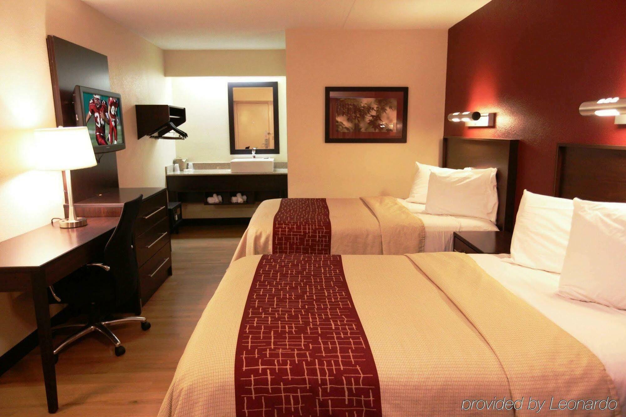 Red Roof Inn Plus+ St. Louis - Forest Park / Hampton Ave. Exterior foto